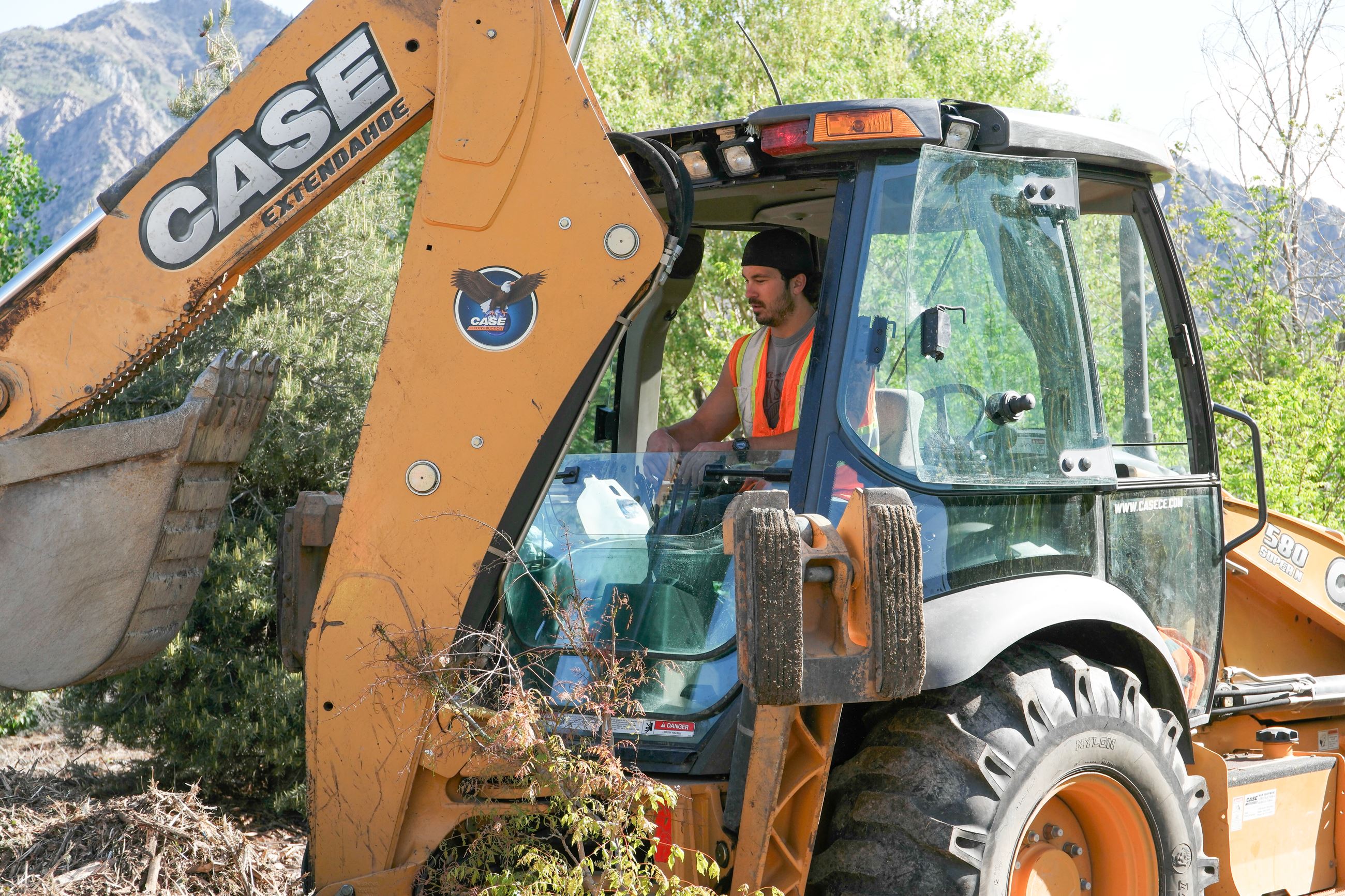 Employees at Make a Difference Day